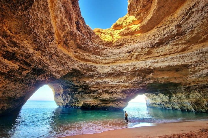 Benagil Cave by Board in Lagoa