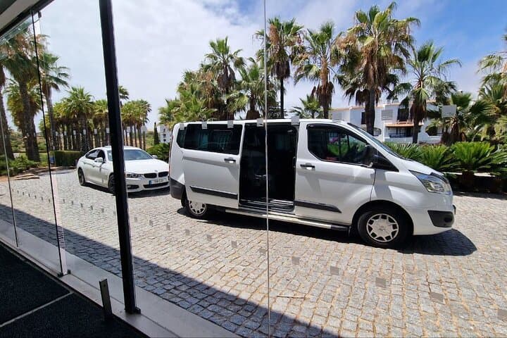 Private transfers between Cadiz and Aljezur