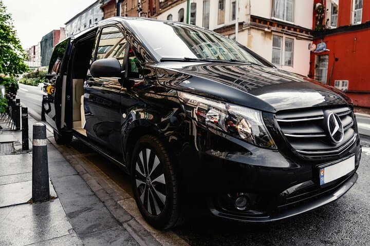 Faro Airport Premium Private Transfer