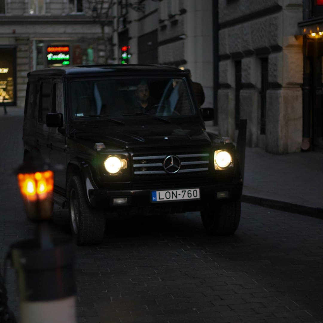a black mercedes benz benz benz benz benz benz benz benz benz benz benz benz benz